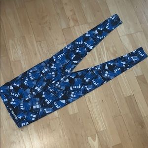 XS BlackMilk Dr Who Tardis Leggings 🔍